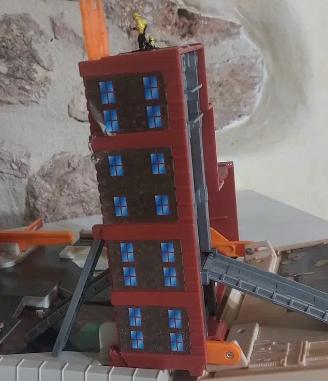 Micro Machines Fire Escape Galoob