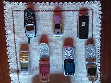 Telefonini Vintage in blocco