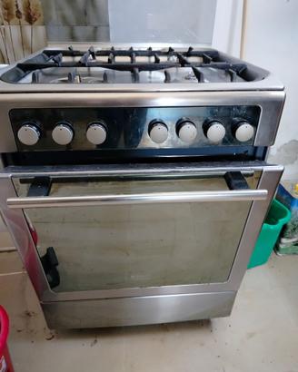 CUCINA A GAS