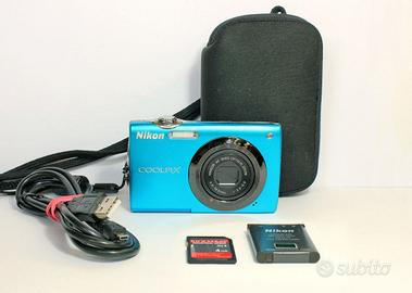 Nikon Coolpix S3000 fotocamera funzionante testata
