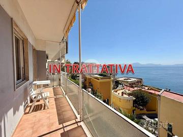 5 LOCALI A NAPOLI