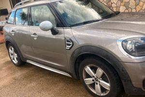 Mini Countryman 1.5 diesel automatica