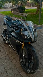 Yamaha YZF R125