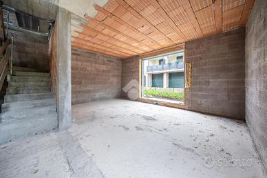 VILLA A SCHIERA D'ANGOLO A REGGIO NELL'EMILIA