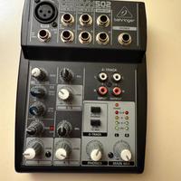 Behringer Xenyx 502