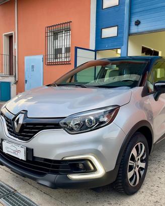Renault Captur EXPERIENCE