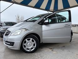Mercedes-benz A 160 CDI BlueEFFICIENCY Avantgarde