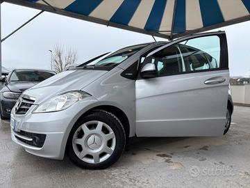 Mercedes-benz A 160 CDI BlueEFFICIENCY Avantgarde
