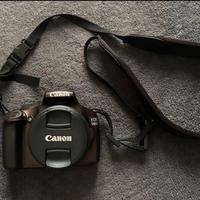 Fotocamera Reflex EOS 1100D  Canon
