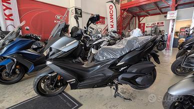 Kymco Xciting 400i VS
