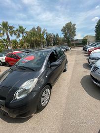 Toyota yaris 1.0 benzina