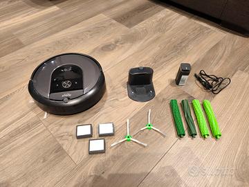 roomba i7 full optional con ricambi ottime condiz