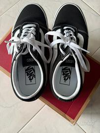 Scarpe Donna modello Vans