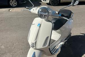Piaggio Vespa 125 Primavera