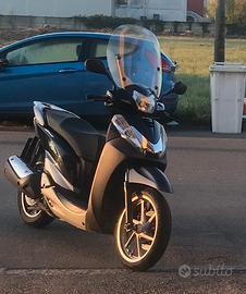 Sh 300