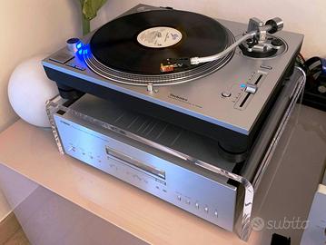 Tavolini porta Hi-Fi su misura