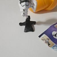 Stormtrooper kinder sorpresa star wars