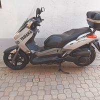 Yamaha Xmax  250 cc 