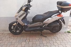 Yamaha Xmax  250 cc 
