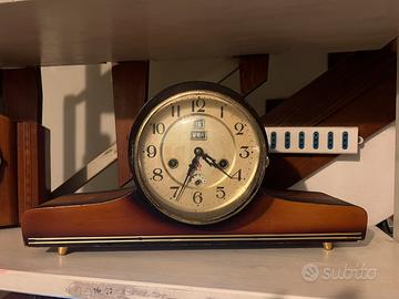 orologio da tavolo vintage in legno  da revisionar