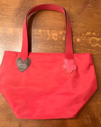 Borsa bordeaux con cuore e fiore Office Depot