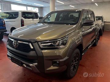 Toyota Hilux 2.8 D A/T 4WD DC INVINCIBLE PRONTA