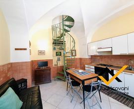 Soluzione Arredata Mq 35, Catania, Piazza Duomo