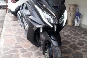 Scooter Kymko AK550