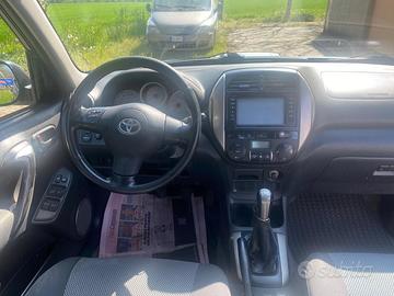 TOYOTA RAV4 2.0 Tdi D-4D TUTTI I LAVORI ESEGUITI