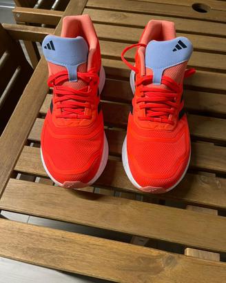 Scarpe Adidas duramo