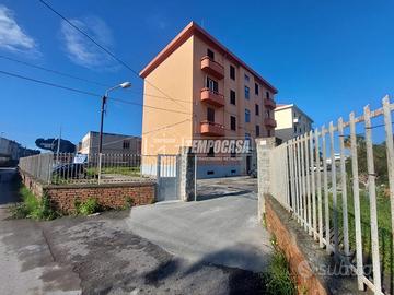 TRILOCALE OLTRE ACCESSORI CON POSTO AUTO A MILAZZO