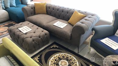 Divano tre posti Chester moderno nuovo con Pouf