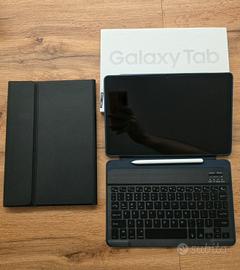 Samsung Galaxy Tab S10FE con S pen e Tastiera 