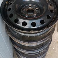 Cerchi in ferro 16" 5 fori x 108 et42