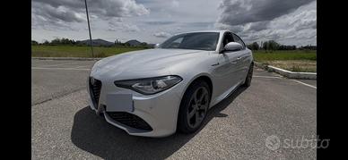 Alfa Romeo Giulia 2.0 Q2 Veloce TI (No superbollo)