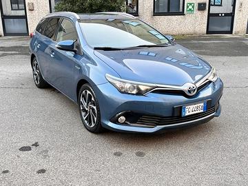 Toyota Auris Touring Sports 1.8 Hybrid Lounge