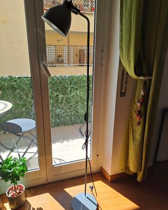 lampada in acciaio 