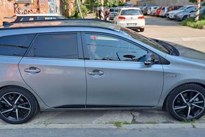 Buoni condizioni sempre stata coperta quatro gomme