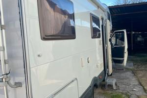 Si noleggia Camper 6 Posti