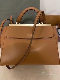 Borsa in pelle Alviero Martini