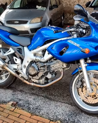  ricambi Suzuki sv650 prima serie 2000 

