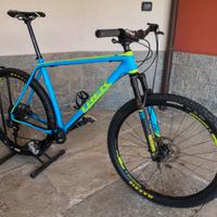 Trek Superfly 9.8 SL 29 XL in carbonio