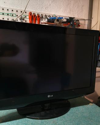 TV LG modello 32LH2000 non funzionante