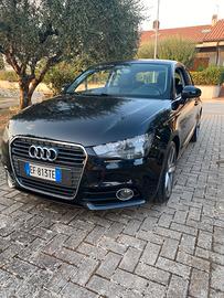 AUDI A1 1.6 110cv Sport