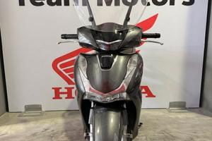Honda SH 150 .