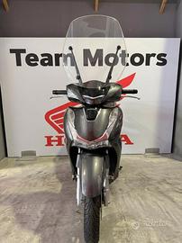 Honda SH 150 .