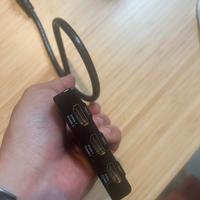 Switch HDMI Amazon Basics 3 Porte – con 2 cavi HDM