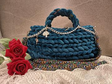 Borsa HANDMADE ad uncinetto BLU MARINO (BPN005)