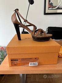 Tod's Sandalo T.105 Fibbiette Platform Gommino