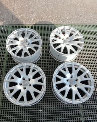 Cerchi originali AUDI da 17"